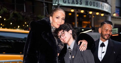 Jennifer Lopez Brings Child Emme to Broadway Opening of ‘Othello’: ‘Most Amazing Date’