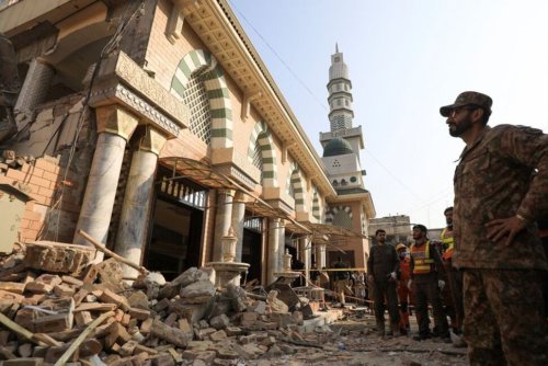 Factbox-Islamist Militants Present Fresh Challenge to Pakistan