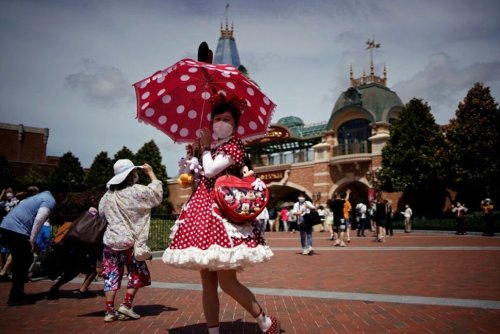 Shanghai Disneyland Theme Park Re-Opens After Three-Month Closure