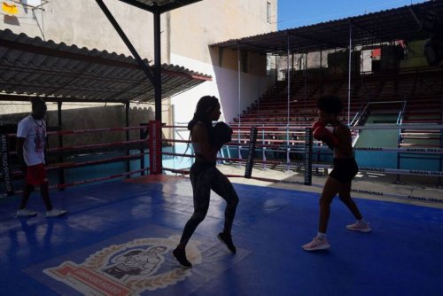Boxing-Cuba to Allow Female Boxers to Compete for First Time in Six Decades