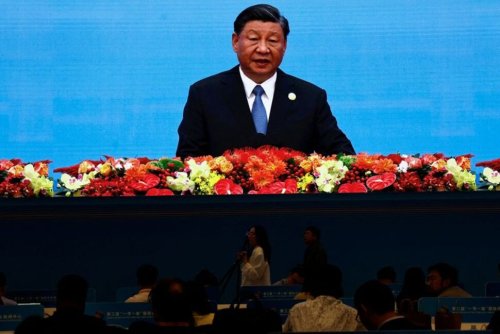 Malaysia Invites China's Xi to Visit, Ramps up Tourism Target