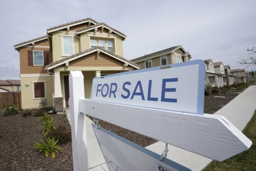 Home Sales Rise in May, Ending Six-Month Losing Streak