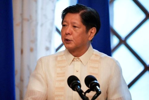 Philippines Leader Says Defending Territory, Not Looking for Trouble Over S. China Sea