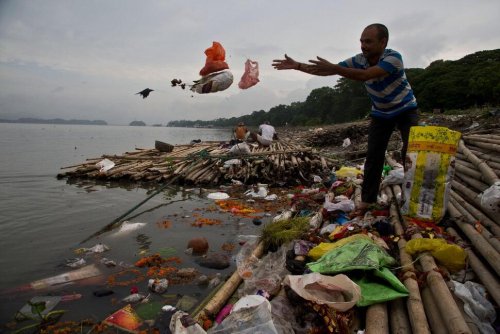 Plastic Pollution: Key Step Toward Landmark Treaty to End Plastic Waste