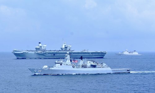 U.K. Carrier HMS Queen Elizabeth Now on the Edge of the South China Sea - USNI News