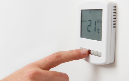 Umstieg auf Wärmepumpe: Eine andere Maßnahme spart noch mehr Heizkosten