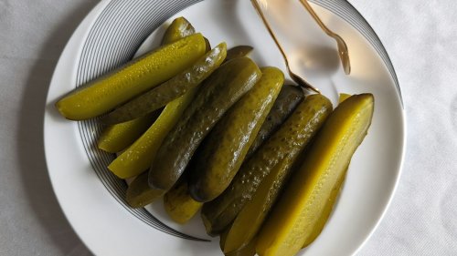 Offenes Gewürzgurken-Glas: So lange ist es haltbar