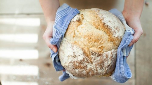 Jamie Oliver: Brot-Rezept mit nur drei Zutaten