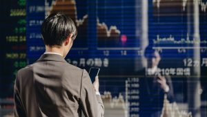 Why Investors View Elections, Geopolitical Risks as Top Concerns