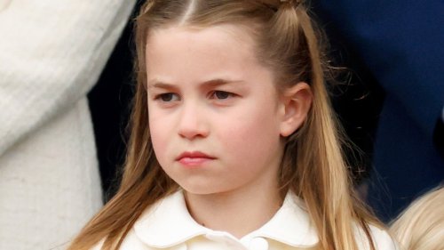 Le roi Charles voudrait accorder à la petite Charlotte le titre de duchesse d'Edimbourg