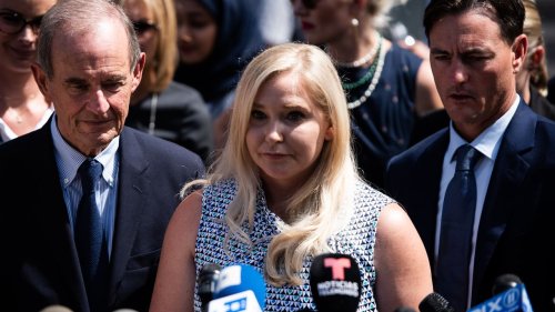 Le père de Virginia Giuffre ne croit pas à son suicide