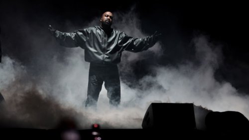 Kanye West s’excuse publiquement sur les réseaux sociaux : «J’aime tout le monde»