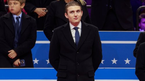 Barron Trump ne peut pas donner son numéro de téléphone à ses camarades de l'université et préfère communiquer avec eux via une plateforme de jeu Xbox
