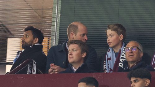 Le prince William et le prince George, supporters enflammés au stade pour soutenir Aston Villa (mais ils n'ont pas pu empêcher l'élimination)