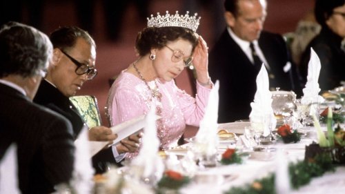 De la sole de Douvres grillée, des épinards ou des courgettes, voici le repas simple dont la reine Elizabeth II raffolait