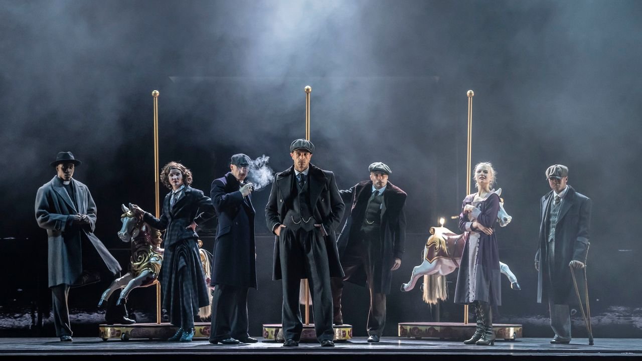 Les Peaky Blinders débarquent sur scène à Paris