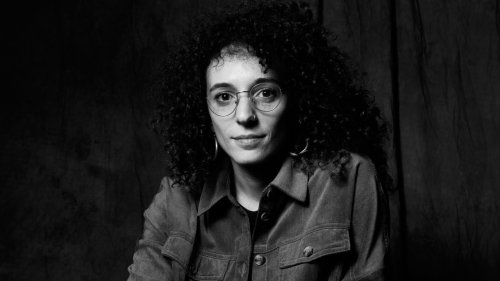 Claudia Fauzia: «Essere siciliana è la mia identità. Gli uomini femministi devono sentire la loro voce per evitare che l'estrema destra cavalchi la loro crisi d'identità»