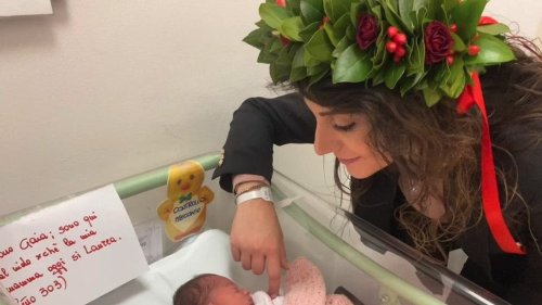 La storia di Antonella, che è diventata mamma e, poche ore dopo, si è laureata