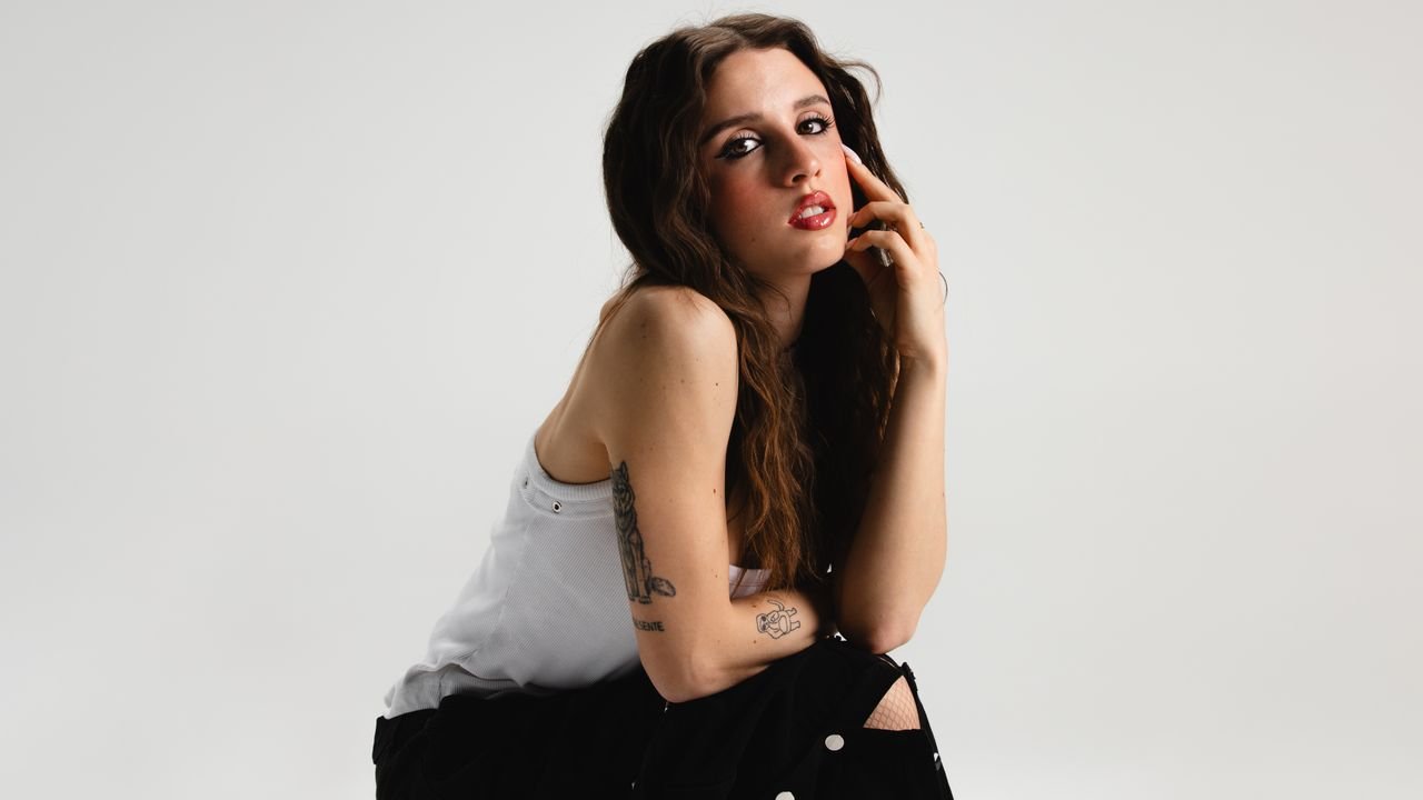 Angelina Mango: «Ho sempre avuto tantissime crush, ma l'amore è un'altra cosa. Oggi lo so»