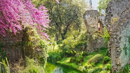 Il Giardino di Ninfa, «Il più bello e romantico al mondo»