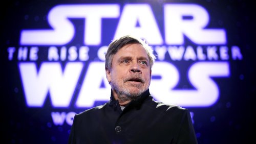 Mark Hamill Selling Signed ‘Star Wars’ Posters to Raise Funds for Ukraine; Actor Hasn’t Sold Autographed ‘Star Wars’ Items in Six Years