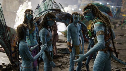 Box Office: ‘Avatar 2’ Scores $90 Million Over Holiday Weekend, ‘Babylon’ Bombs at Christmas