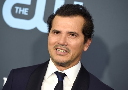 John Leguizamo Says He Avoided the Sun ‘For Years’ to Stay Light-Skinned for Hollywood Roles