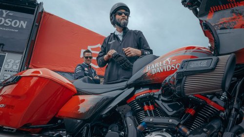 Keanu Reeves Takes Ride On New $110,000 Harley-Davidson, Dubbed ‘Most Powerful’ Motorcycle in Company History