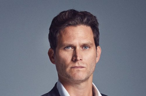 Steven Pasquale Joins Neve Campbell in ABC Drama Series ‘Avalon’