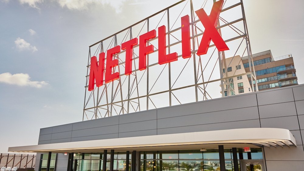 Netflix Poaches Ad-Sales Executives From Snap