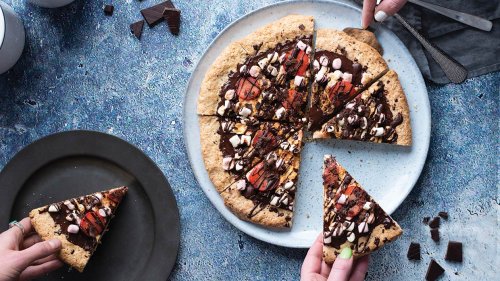 Vegan Cookie Pizza Recipe - Vegan Food & Living