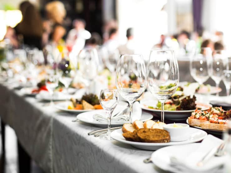 Neue Gastronomie-Studie: 57% der Deutschen sparen beim Essengehen – kleine Betriebe brauchen nun Unterstützung