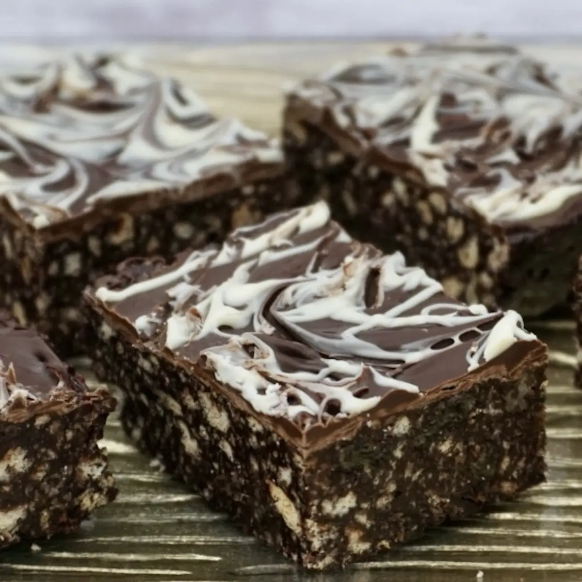 CHOCOLATE CAKES, DESSERTS AND TREATS - cover