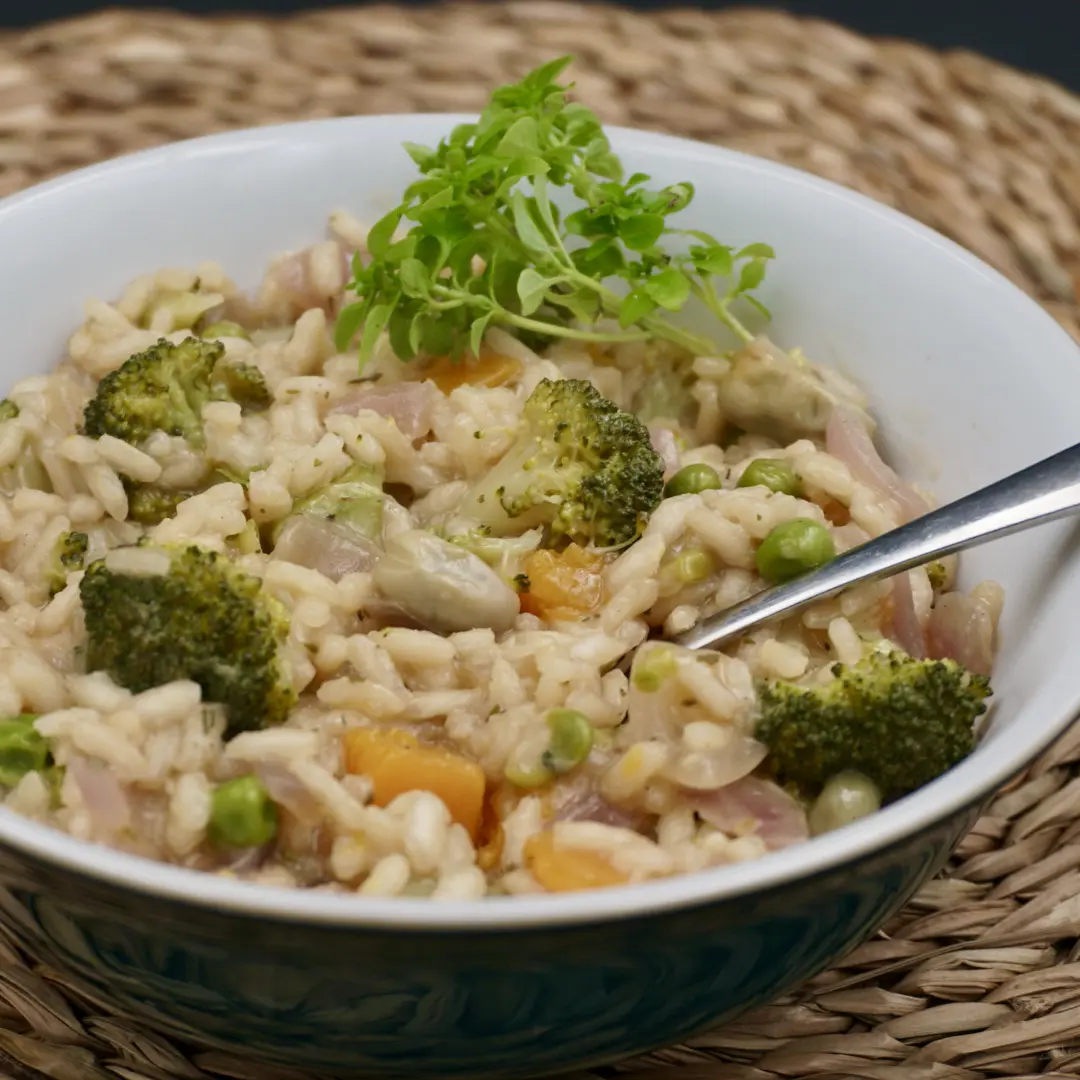 DINNERS AND LUNCHES - cover