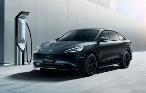 Huawei’s All-Electric Car with 708 KM Range and 640 HP is Now in Full Production