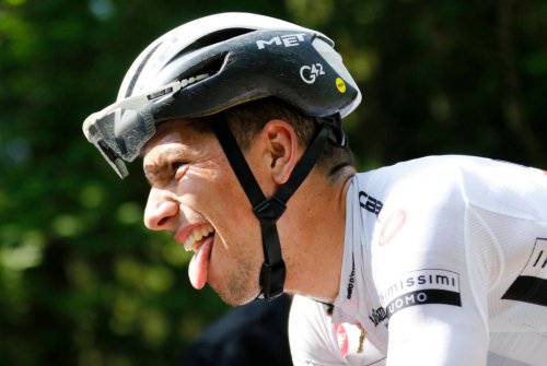João Almeida out of the Giro d'Italia after COVID-19 diagnosis
