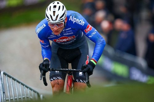 World Cup cyclocross: Mathieu van der Poel powers to win in clash of 'Big Three'