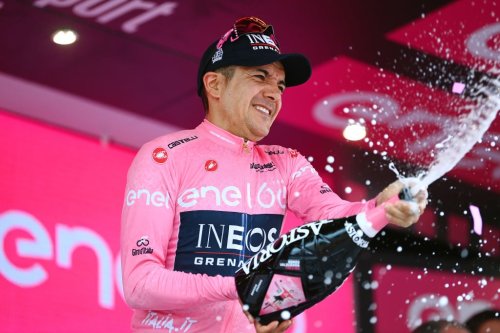 Giro d'Italia: Richard Carapaz has '100 percent' confidence in his pink jersey bid