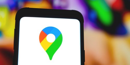 Google Maps gains driving mode and food delivery status