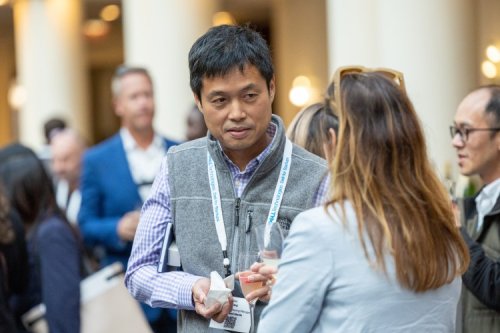 VB Transform: Navigating the generative AI wave, insights from top executives at major corporations