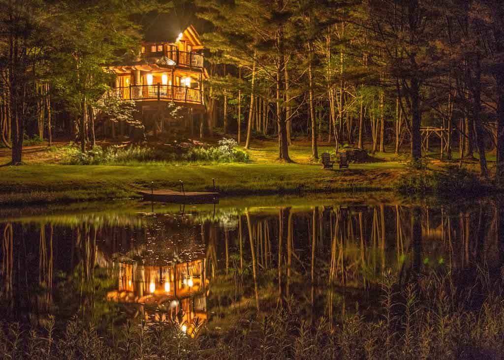 The Perfect Vermont Treehouse Rental for Green Mountain Luxury