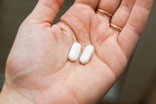 What’s the Difference Between Acetaminophen and Ibuprofen?