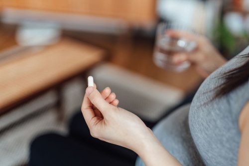 Over-the-Counter Pain Relievers in Pregnancy: What's Safe to Take?