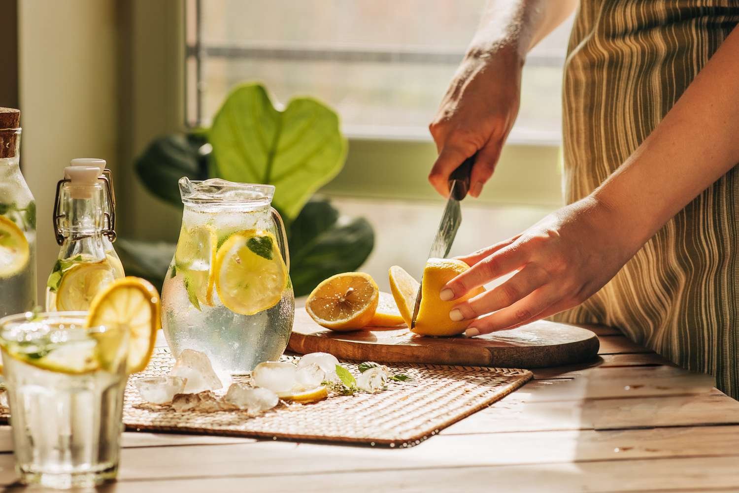 Can Drinking Lemon Water Reduce Bloating?