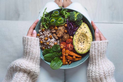 Why Eating Foods in a Certain Order Could Help Control Blood Sugar and Cravings