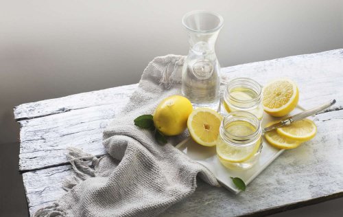 Benefits of Drinking Lemon Water for Arthritis and Gout