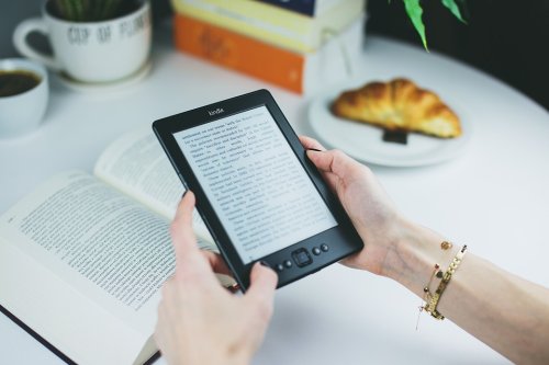 Kindle in viaggio: tutti i vantaggi e qualche consiglio
