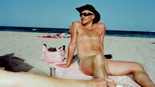 Harry Carr captures the idyll of life on gay beaches