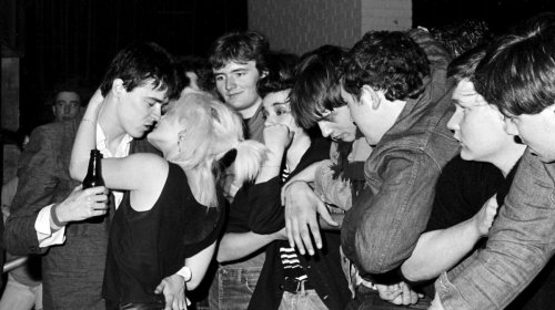 Photographier les punks, les dandys et les goths à Londres dans les années 1980
