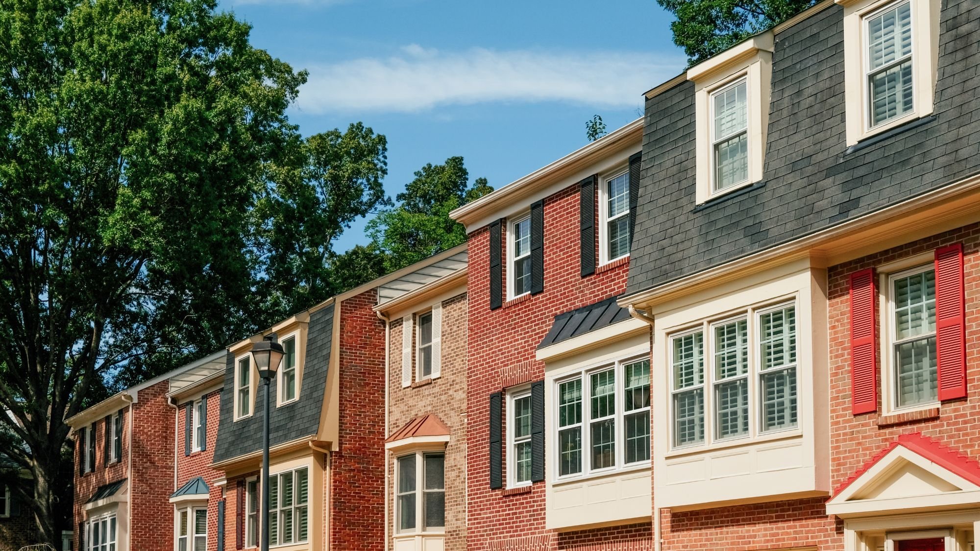 Why Your Neighborhood Could Be Affecting How You Sleep, According to a New Study